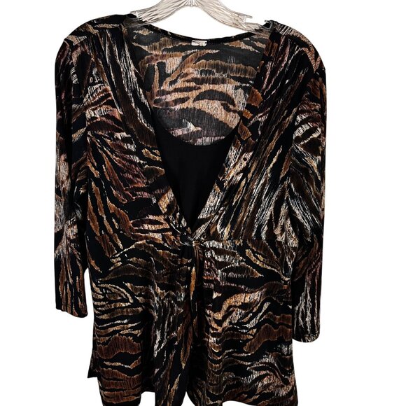 Womens Top Size XL Animal Print Stylist 3/4 Length Sleeve Polyester - Picture 1 of 9